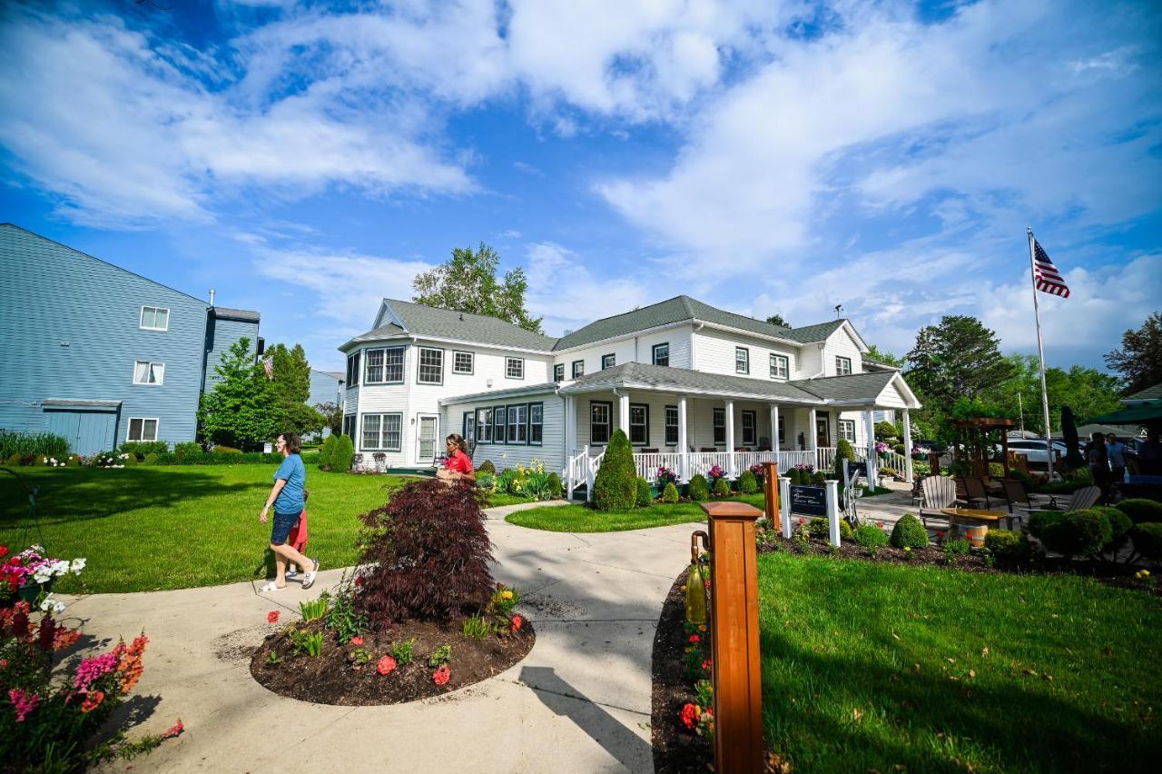 The Lakehouse Inn Geneva Ngoại thất bức ảnh
